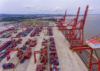 “中国洋浦港”籍国际船舶总载重吨突破600万吨